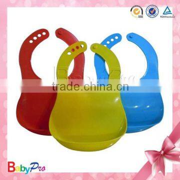 2015 Wholesale New Product Colored Plastic Fancy Baby Bib photo-2