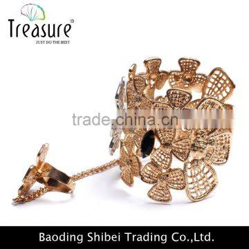 Luxury Fashion Jewellry Golden Alloy Flower Rings and Bangle Fashion Jewelry for Wedding and Party Indian Jewelry photo-3