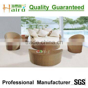 Aluminum and PE rattan round daybed