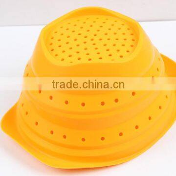 Innovative Kitchen Tools Collapsible Silicone Fruit Stainer Colander photo-5