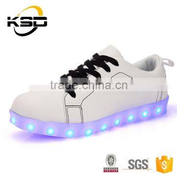 2016 The Latest Fashion Casual Shoe LED Light Up Shoe