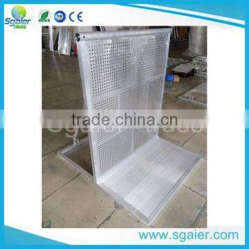 durable aluminum foldable crowd control barrier used for outdoor concert on sale