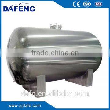 Horizontal stainless steel water storage tank