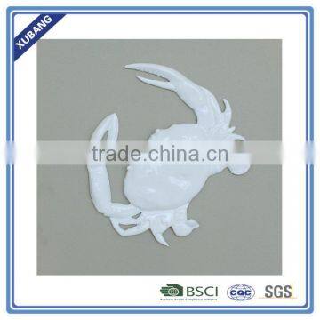 Decorative crab design for indoor wall plaque