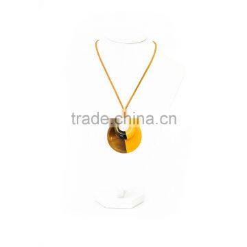 Horn Necklace 100% Handmade, Eye-catching Colours and Fashionable Designs photo-4