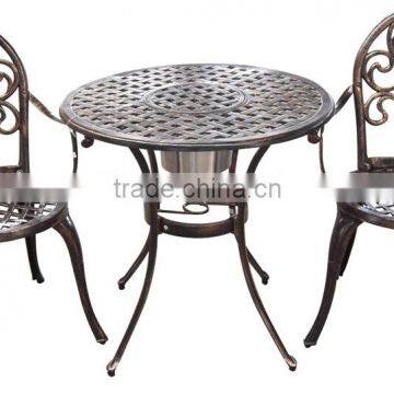 Customized cast Aluminum garden metal bistro set bronze metallic table and chair for relax for hot sale