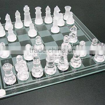 GLASS CHESS SET photo-3