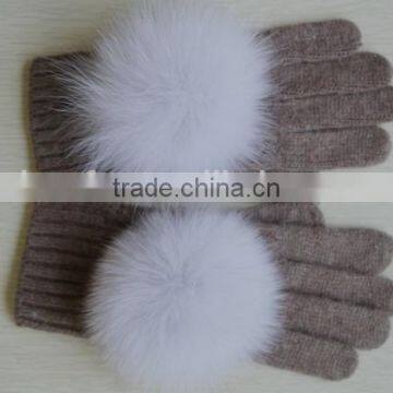 2017 NEW Finger gloves/ knitted mittens fox fur pompon / fashion warmer gloves mittens