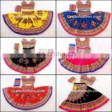 Navratri Chaniya Choli 2017- Bollywood chaniya choli- navratri gamthi chaniya choli-Latest Style Chaniya Choli 2017