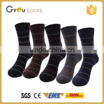 OEM mens cotton colorful cheap stripe socks