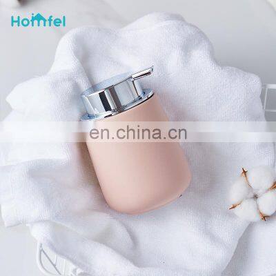 Bathroom Accessories Set Scandi Water Drop Shape Stoneware Rubber Coating Soap Dispenser Tumbler Soap Dish Toilet Brush Holder