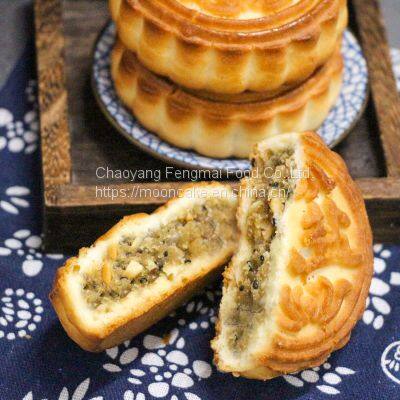 mooncake with egg yolk, lotus paste with egg yolk