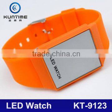 Vogue Promotional Bracelet LED Wrist Watch Touch LED Watch photo-3