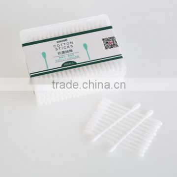 Cotton buds in pp box (200pcs)