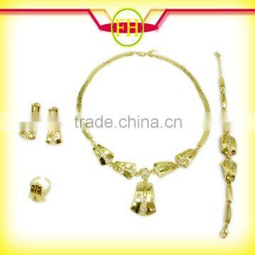 FH-T338 Atractive imitation jewelry set