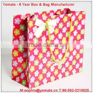 2013 Colorful Printed Red Paper Gift Garment Bags Wholesale with Handle