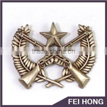 OEM Souvenir gift honor wreath pin badge