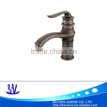 Old Bathroom Faucet Type and Ceramic Valve Core Material bath basin mixer