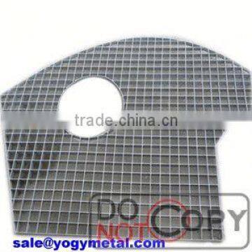 Heavy duty heavy duty steel grating