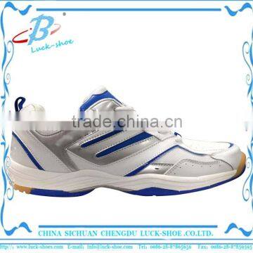 Cheap badminton leather tennis shoes with rubber sole for wholesale