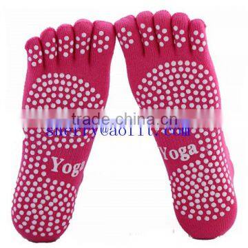 Factory Professional Custom Cotton Non-Slip Fashion Grip Yoga Toe Sock