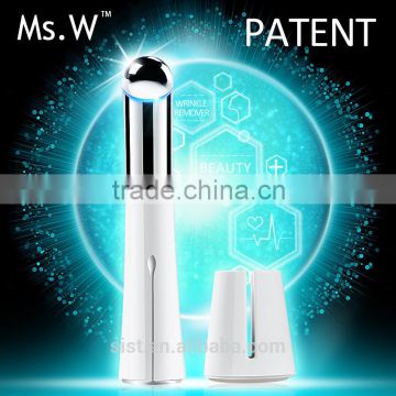 2017 trending products skin tightening facelift massager, handheld vibrator eyebag remove beauty equipment