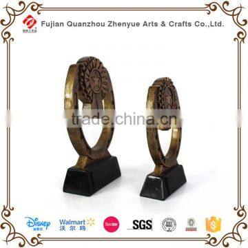 2015 Cheapest Polyresin Sports Trophy Cup photo-2
