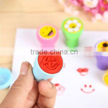 60pcs Cute Stamp Cartoon Smile Face Rubber Stamps Set Plastic Rubber Self Inking Stampers Scrapbooking Toys Gifts for Kids photo-4