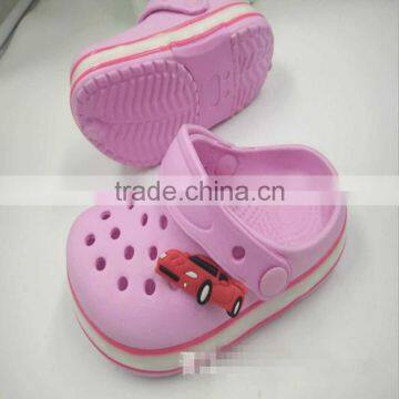 LED Children Cartoon Hole Hole Shoes in Children's Shoes Wholesale Baby Wear Antiskid Beach Shoes Garden Shoes photo-3