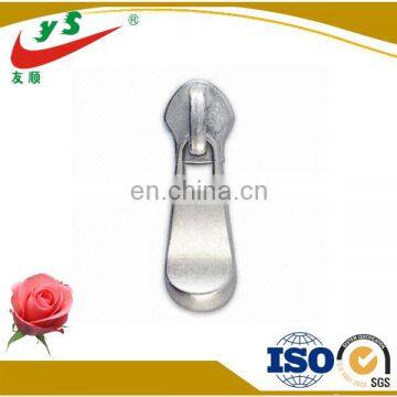 2015 OEM branded zipper puller design with logo