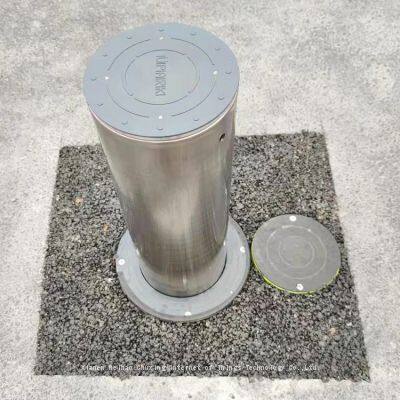 High Security Battery Powered Retractable Barrier Bollard Automatic 6mm Thickness Metal Parking Posts photo-3
