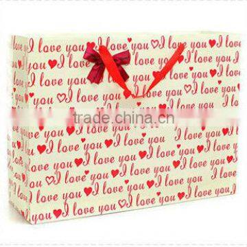 Tear proof boutique paper gift bag