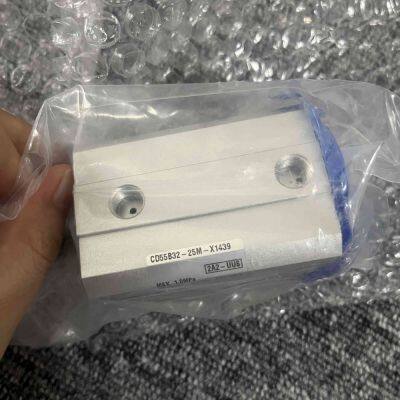 100% Original SMC Compact Cylinder CD55B20-25-X1439 CD55B32-25M-X1439 CD55B50-50M CD55B63-100M Thin Cylinder
