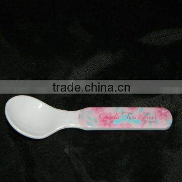 Plastic melamine spoon