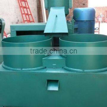 High Quality Double Roller Squeezing Granulator Supplier