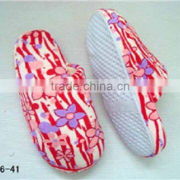 Women's winter indoor warm slippers for sale