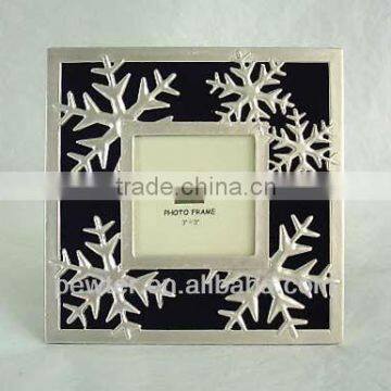 3x3 Metal Snowflake Picture Frame