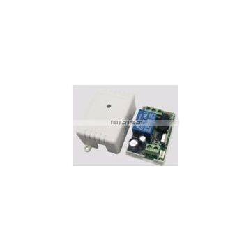 Hot Wifi In Wall Dual Relay Learn Type 12V Single Way Remote Switch Home Automation CE Certified Z-wave Smart Light Switch