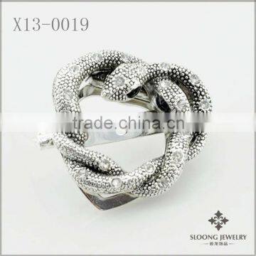 Fashion Design Silver Double Snake Brooch with Crystal