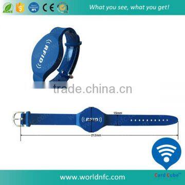 Good Quality 13.56MHz ISO 14443A Ultralight NFC PVC Wristbands photo-4