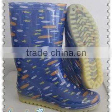 2015 colorful fashion rain boots pvc