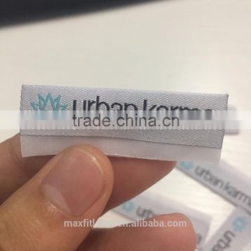 2017 custom die cut high quality woven labels