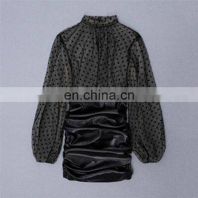 Платье из синтетической кожи с воротником-стойкой, сетчатыми точками, длинными рукавами, сексуальным стилем, подходящее для вечеринок в клубе и стесняющего тела photo-3