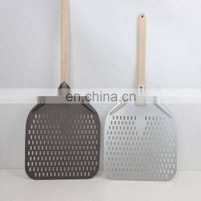 Favourable Price 14 Inch Long Handle Premium Detachable Metal Perforated Pizza Peel