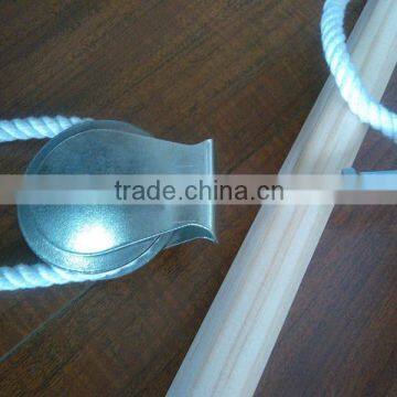 Garments Importers In Europe Wood Lifting Clothes Hanger Balcony photo-3