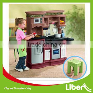 indoor plastic kids playhouse for children role play LE.WS.049