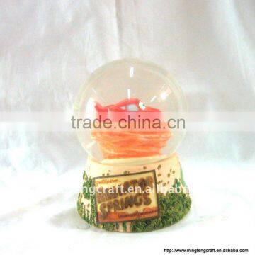 Polyresin Cartoon Car Water Globe For Garden Decoration Craft