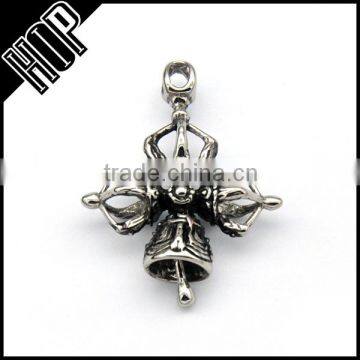 Best selling fashion stainless steel vintage engrave bell pendant