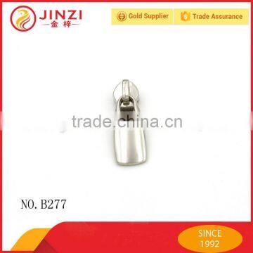 High Quality Plastic and Metal Zipper Puller on Promotion