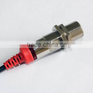 DR18RI-CU10/40 Series M18, 10/40cm Diffuse Cylinder Photo Sensor, Metal Housing With a Protected Tube, PNP/NPN Photo Sensor photo-4